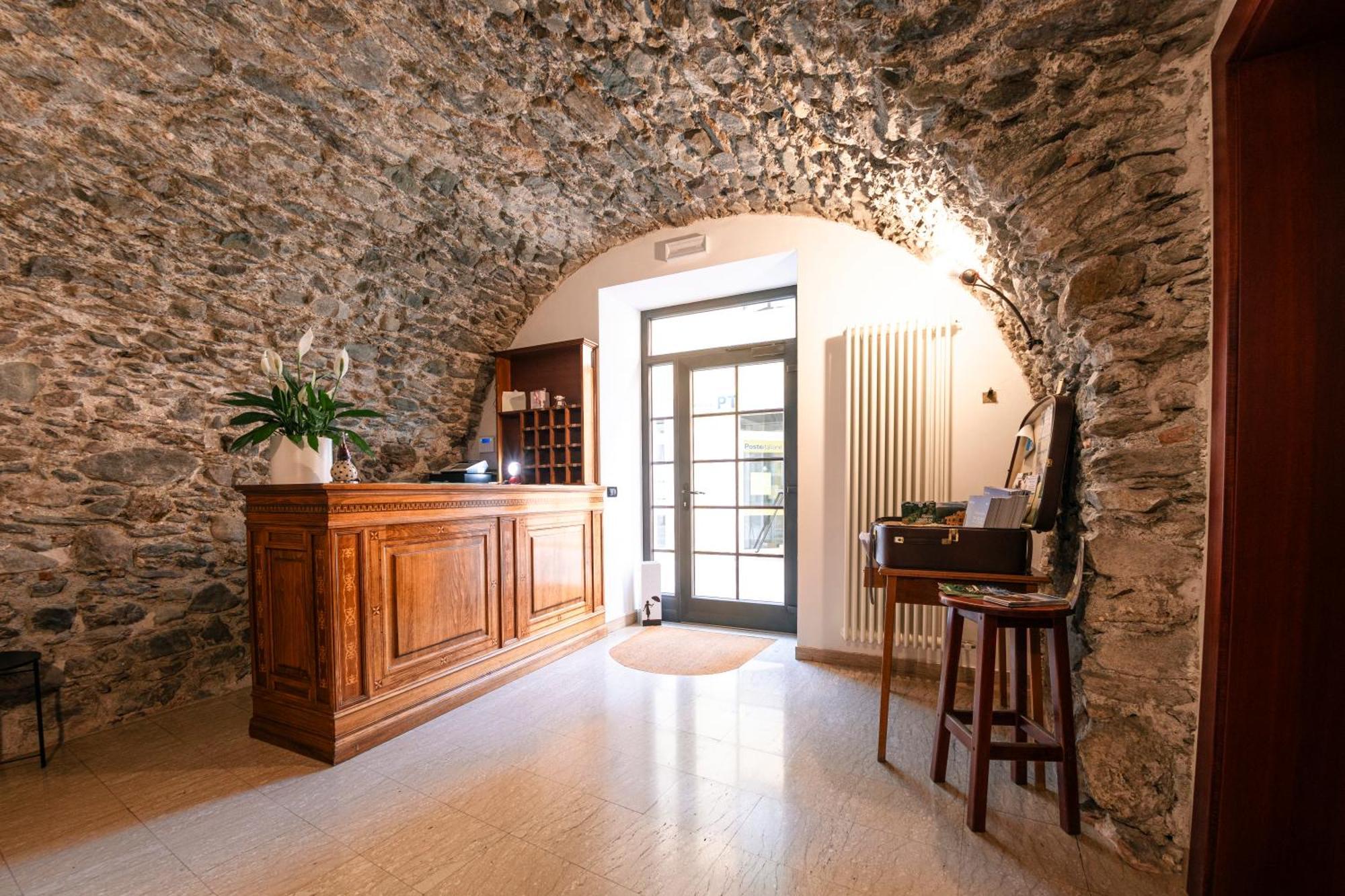 Roncegno Hotel Vittoria المظهر الخارجي الصورة